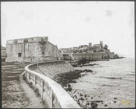 Remparts (Antibes)